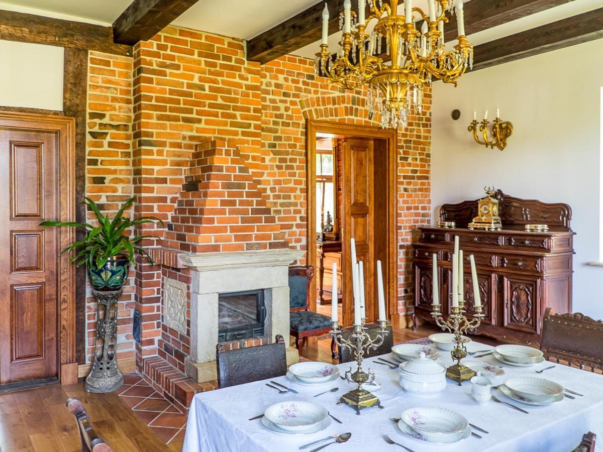 Bed and Breakfast Dwór Gogolewo nad Wartą Ksiaz Wielkopolski Exterior foto