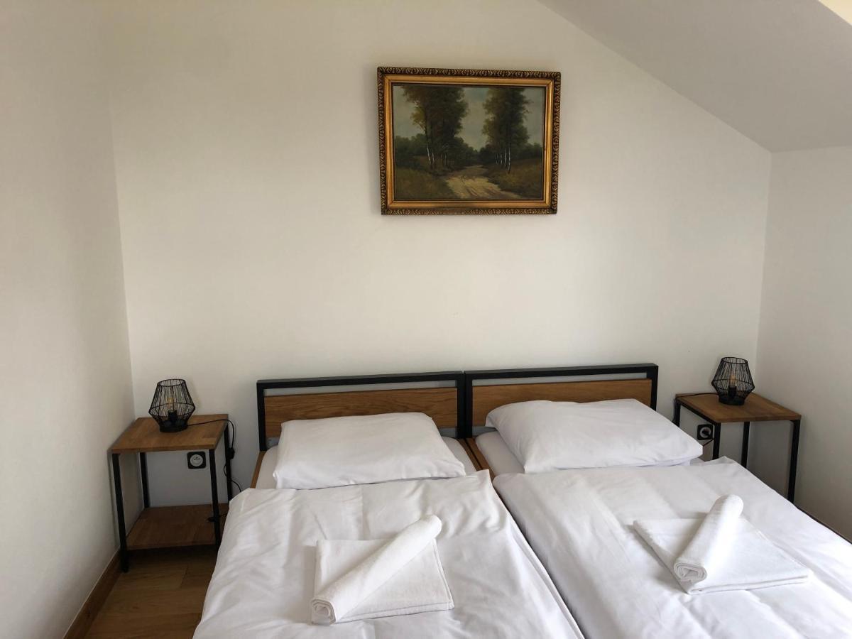 Bed and Breakfast Dwór Gogolewo nad Wartą Ksiaz Wielkopolski Exterior foto