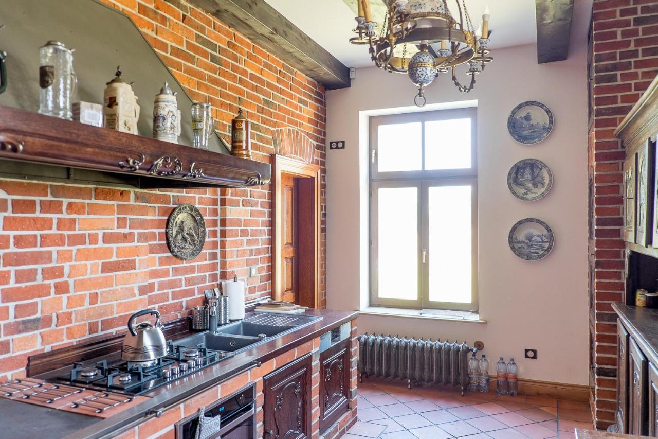 Bed and Breakfast Dwór Gogolewo nad Wartą Ksiaz Wielkopolski Exterior foto