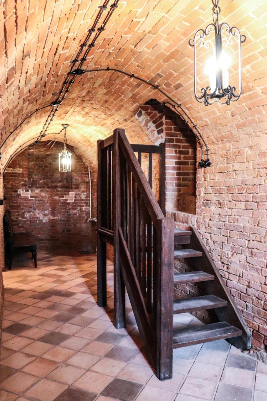 Bed and Breakfast Dwór Gogolewo nad Wartą Ksiaz Wielkopolski Exterior foto