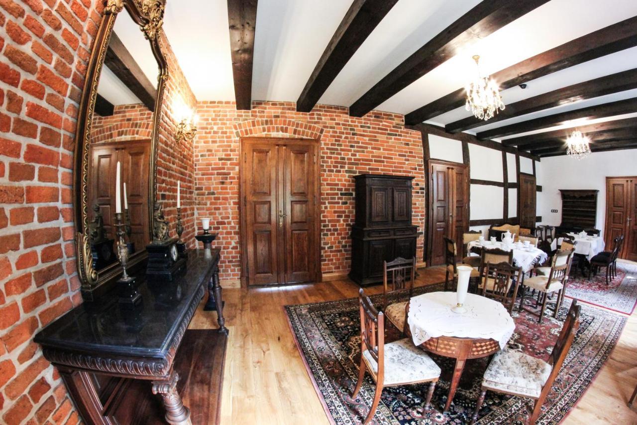 Bed and Breakfast Dwór Gogolewo nad Wartą Ksiaz Wielkopolski Exterior foto