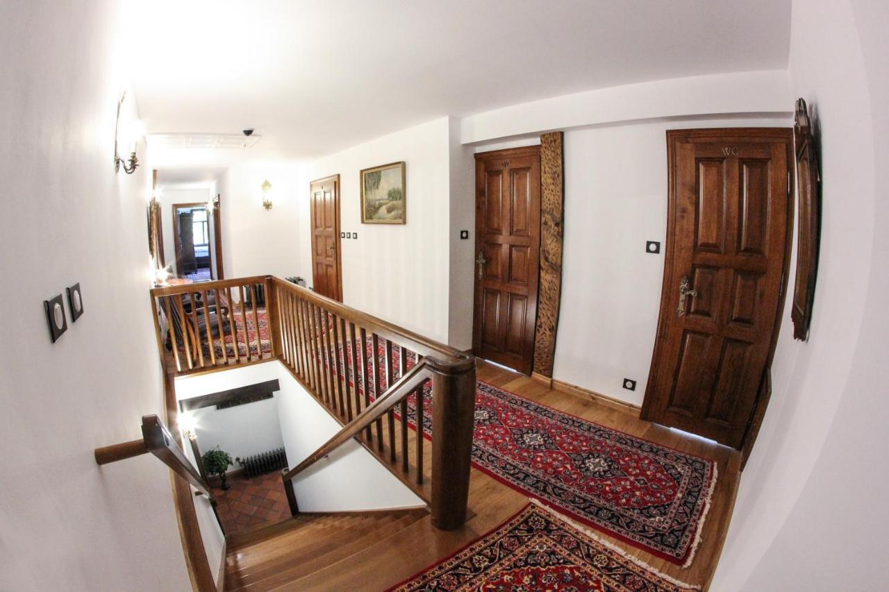 Bed and Breakfast Dwór Gogolewo nad Wartą Ksiaz Wielkopolski Exterior foto