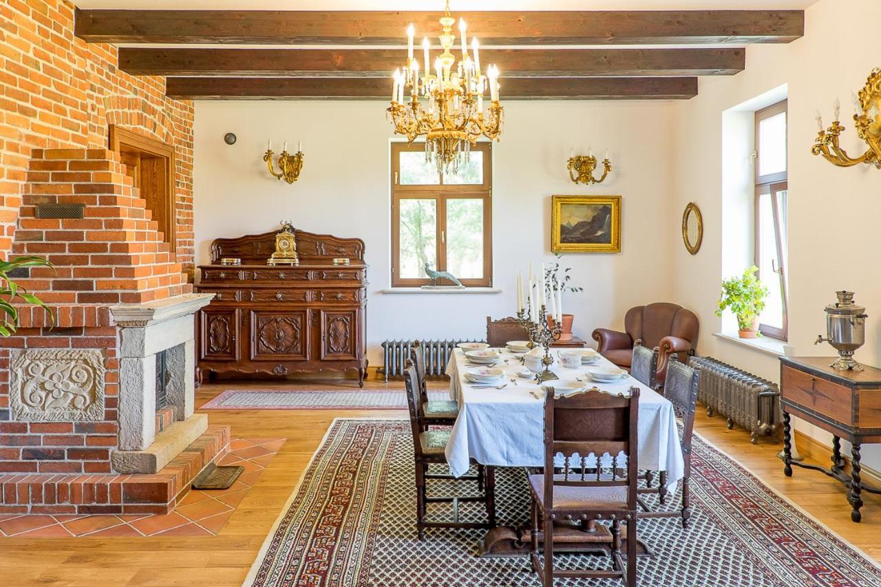 Bed and Breakfast Dwór Gogolewo nad Wartą Ksiaz Wielkopolski Exterior foto
